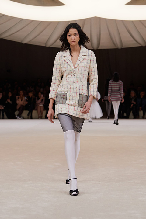 Chanel İlkbahar-Yaz 2024 Haute Couture Defilesi / 24