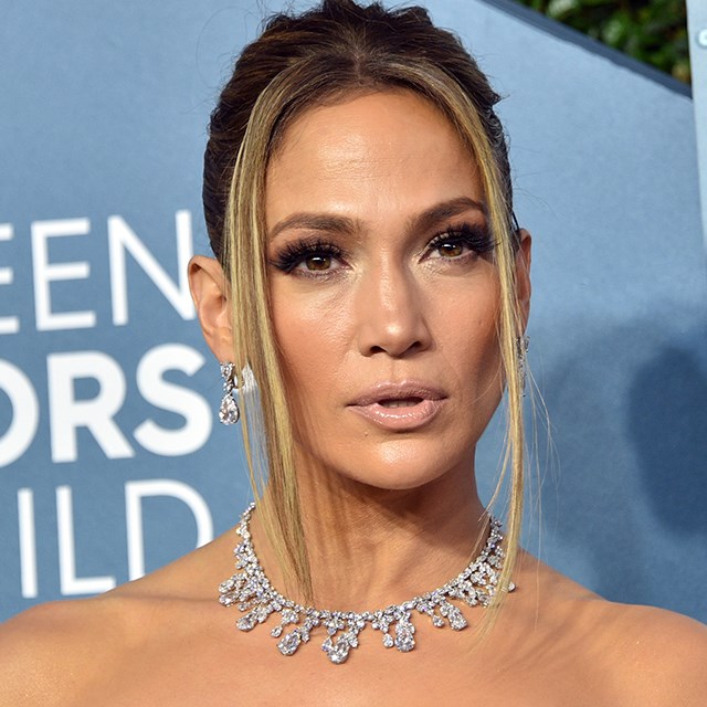 JENNIFER LOPEZ BOTOKS SÖYLENTİLERİNE CEVAP VERDİ