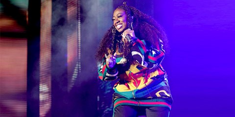 MISSY ELLIOTT MTV VANGUARD ÖDÜLÜ'NÜ ALAN İLK KADIN RAP ŞARKICISI OLDU!