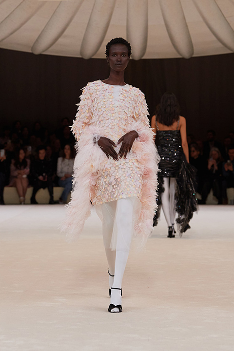 Chanel İlkbahar-Yaz 2024 Haute Couture Defilesi / 43