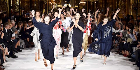 STELLA MCCARTNEY, GUCCI VE ADIDAS GİBİ MARKALAR TEMİZ BİR GELECEK İÇİN İLK ADIMLARI ATIYOR