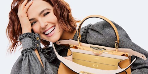 YENİ FENDI PEEKABOO ADETA GÜLÜMSÜYOR!