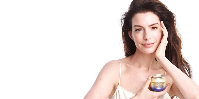 Shiseido Marka Yüzü Anne Hathaway İle Röportaj