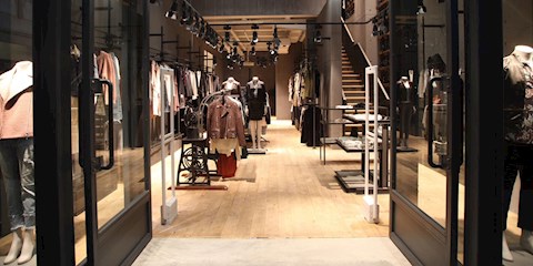 ALL SAINTS TÜRKİYE’DEKİ İLK MAĞAZASINI AÇTI