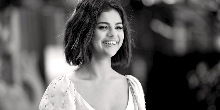 SELENA GOMEZ BEBEKLİĞİNE DÖNDÜ