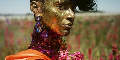 TIM WALKER'IN SERGİSİ VICTORIA & ALBERT MÜZESİ'NDE