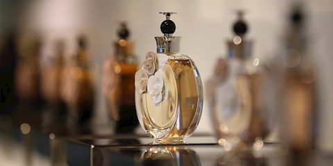 VALENTINO VE L’OREAL GÜÇLERİNİ BİRLEŞTİRİYOR