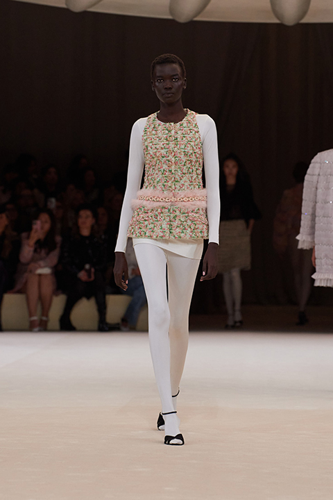 Chanel İlkbahar-Yaz 2024 Haute Couture Defilesi / 21