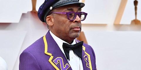 KOBE BRYANT OSCAR KIRMIZI HALISINDA ANILDI