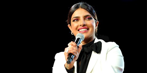 PRIYANKA CHOPRA NETFLIX İLE ANLAŞTI!