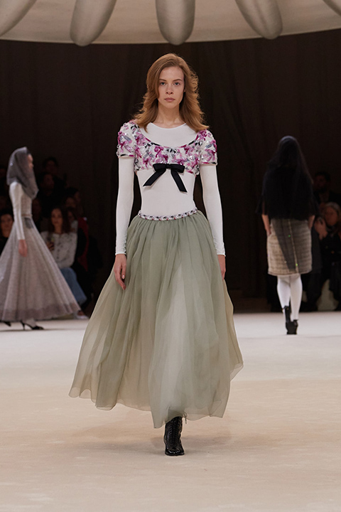 Chanel İlkbahar-Yaz 2024 Haute Couture Defilesi / 28