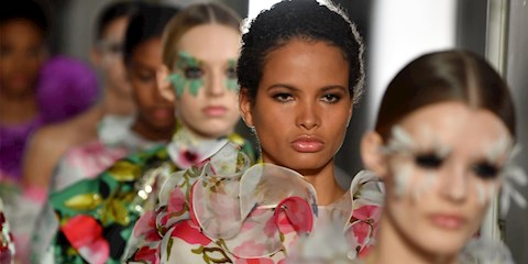 CANLI YAYIN: VALENTINO FASHION SHOW