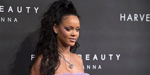 FENTY BEAUTY YILIN BULUŞLARI ARASINDA