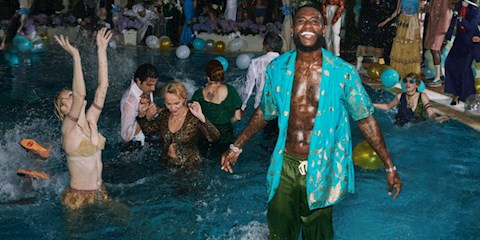 GUCCI CRUISE 2020 KAMPANYASI İLE PARTİYE DAVET EDİYOR
