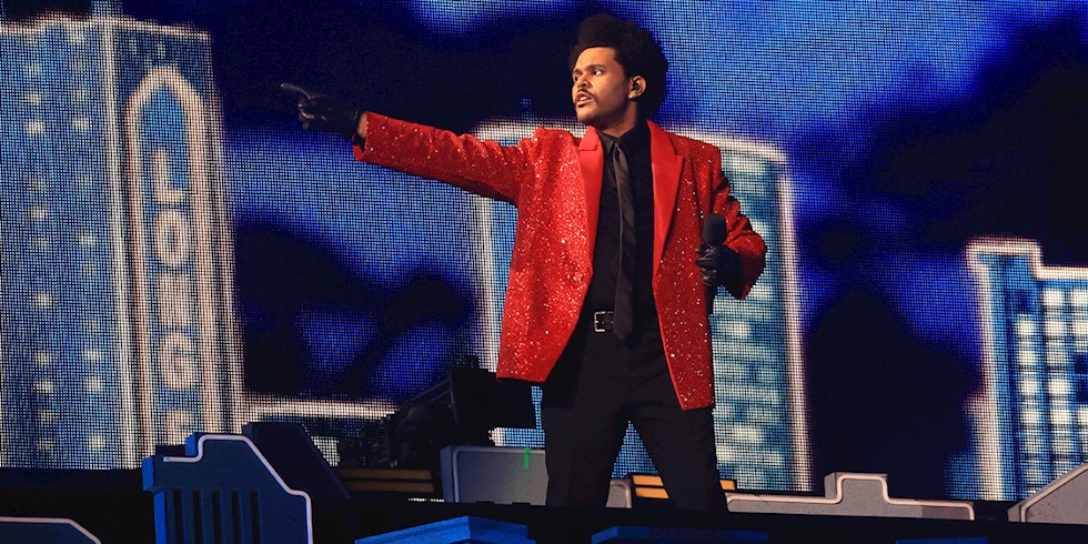 THE WEEKND SUPERBOWL PERFORMANSI İLE SOSYAL MEDYANIN GÜNDEMİNDE