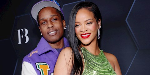 RIHANNA’NIN GİZLİ BABY SHOWER PARTİSİ HAKKINDA BİLDİKLERİMİZ