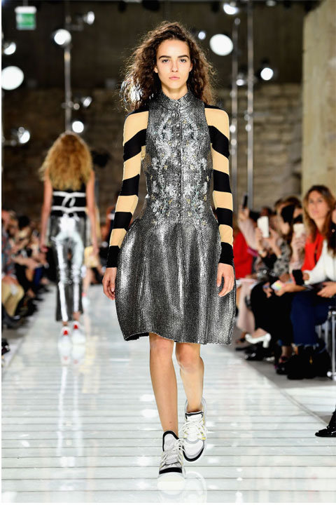 LOUIS VUITTON İLKBAHAR/ YAZ 2018 DEFİLESİ / 17