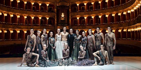 DIOR, OPERA SAHNESİNDE!