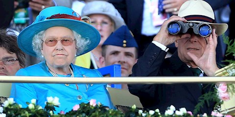 KRALİÇE II. ELIZABETH BU YIL BUCKINGHAM SARAYI'NDA OLMAYACAK