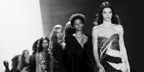 KENNALL JENNER MODEL SEÇMELERİNDE BAZEN SOYADINI SÖYLEMİYORMUŞ!