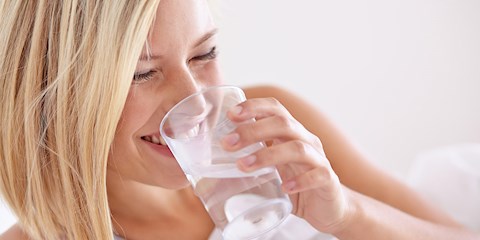 ASLINDA NE KADAR SU İÇMELİYİZ?