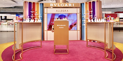 Yaratıcı Yapay Zeka Teknolojisi İle Parfüm Deneyimi