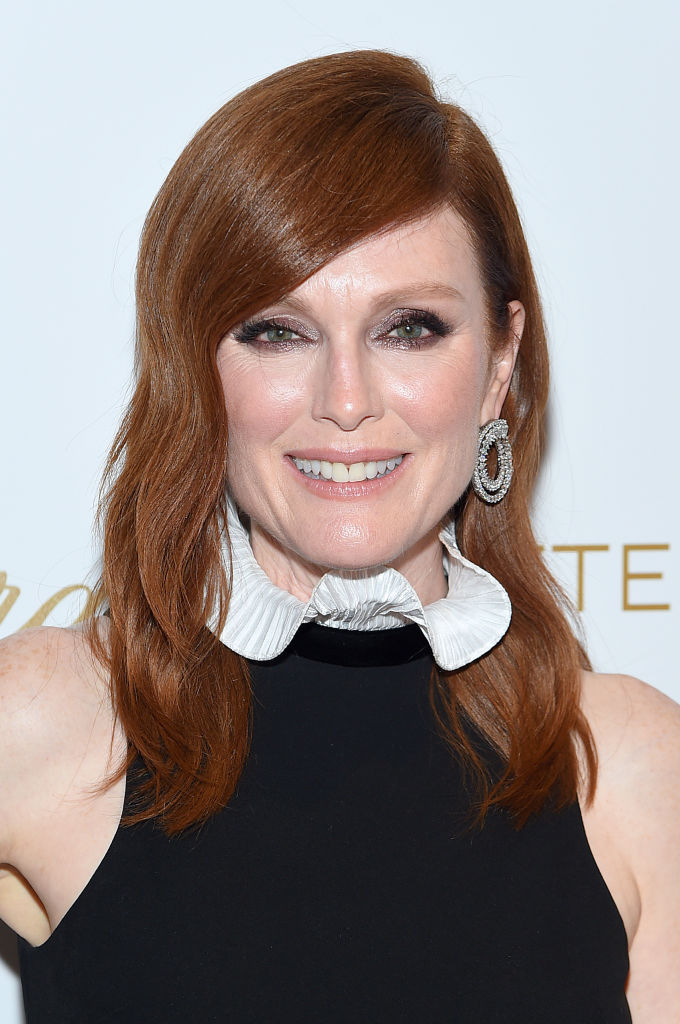 Julianne Moore'un bakır saç modeli