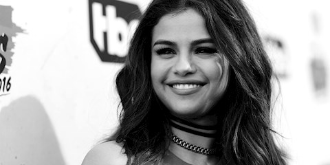 JELENA INSTAGRAM’DA RESMİLEŞTİ