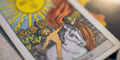 KONUMUZ: TAROT