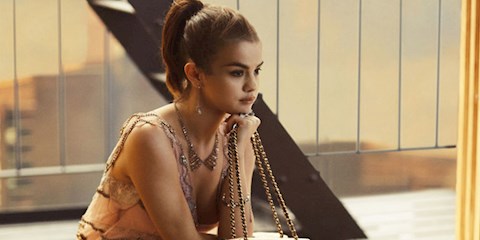 SELENA GOMEZ’İN EN YENİ COACH KAMPANYASI