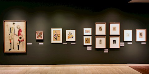 "RUS AVANGARDI. SANAT VE TASARIMLA GELECEĞİ DÜŞLEMEK" SERGİSİ UZATILDI!