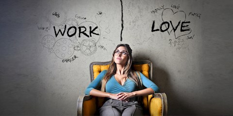 MAVİ DOLUNAY’IN GETİRDİKLERİ