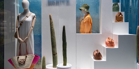 LOEWE X PAULA'S IBIZA 2022 KOLEKSİYONU BEYMEN İSTİNYEPARK’TA