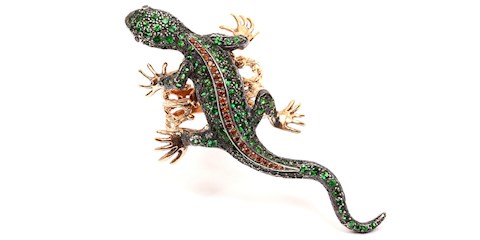 AIDA BERGSEN MÜCEVHER TASARIMLARININ  DÜŞ DÜNYASI NİŞANTAŞI’NDA 