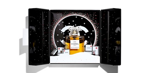 CHANEL'DEN SİHİRLİ YENİ YIL HEDİYESİ