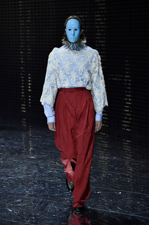 GUCCI SONBAHAR/KIŞ 2019 DEFİLESİ / 1