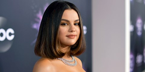 SELENA GOMEZ’İN YENİ DÖVMESİ