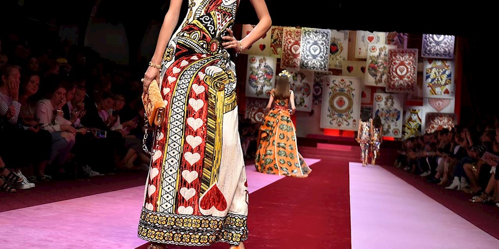 MODANIN SEVGİ PATLAMASI