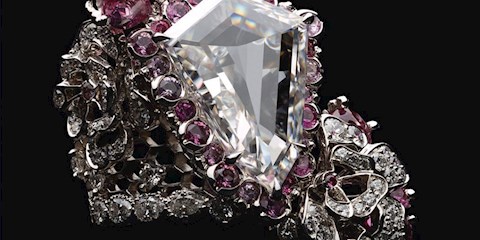 DIOR’UN GÖZ KAMAŞTIRAN MÜCEVHER SERGİSİ AÇILIYOR