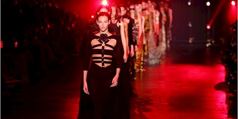 MİLANO MODA HAFTASI: ROBERTO CAVALLI SONBAHAR-KIŞ 2022 DEFİLESİ