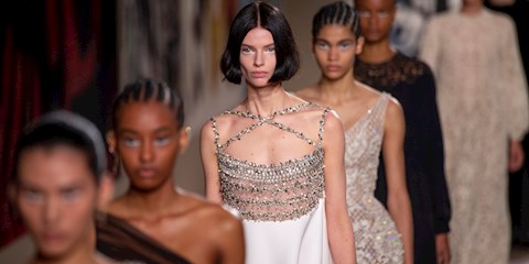CANLI YAYIN: DIOR İLKABAHAR-YAZ 2023 HAUTE COUTURE DEFİLESİ