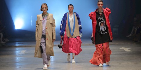 İSTANBUL MODA AKADEMİSİ’NDEN DEV MODA ŞOVU 