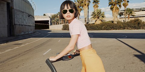 RAY-BAN İLE KENDİNİ CESURCA YANSIT