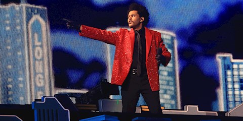 THE WEEKND SUPERBOWL PERFORMANSI İLE SOSYAL MEDYANIN GÜNDEMİNDE