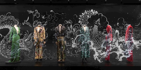 Gucci Cosmos Sergisi Japonya'da Açılacak