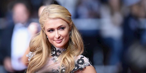 PARIS HILTON GENÇLİĞİNDE GÖRDÜĞÜ ŞİDDETİ ANLATTI