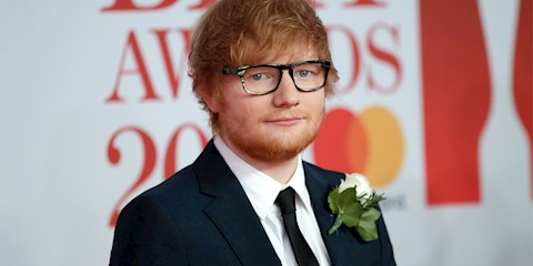 ED SHEERAN'IN BELGESELİ GELİYOR