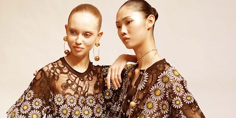 15 RENKLİ GÜNEŞ KORUMA ÜRÜNÜ