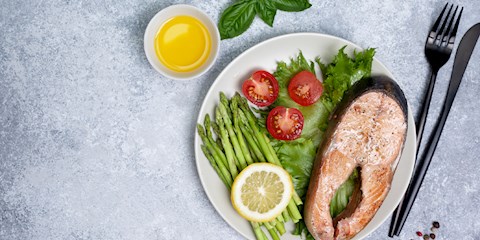 DENİZ ÜRÜNLERİNDEN VAZGEÇEMEYENLERE: PESKETARYEN DİYETİ  