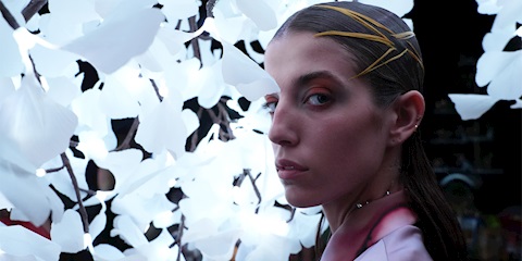 Nisan Astrolojisi Burcunuza Neler Getiriyor?